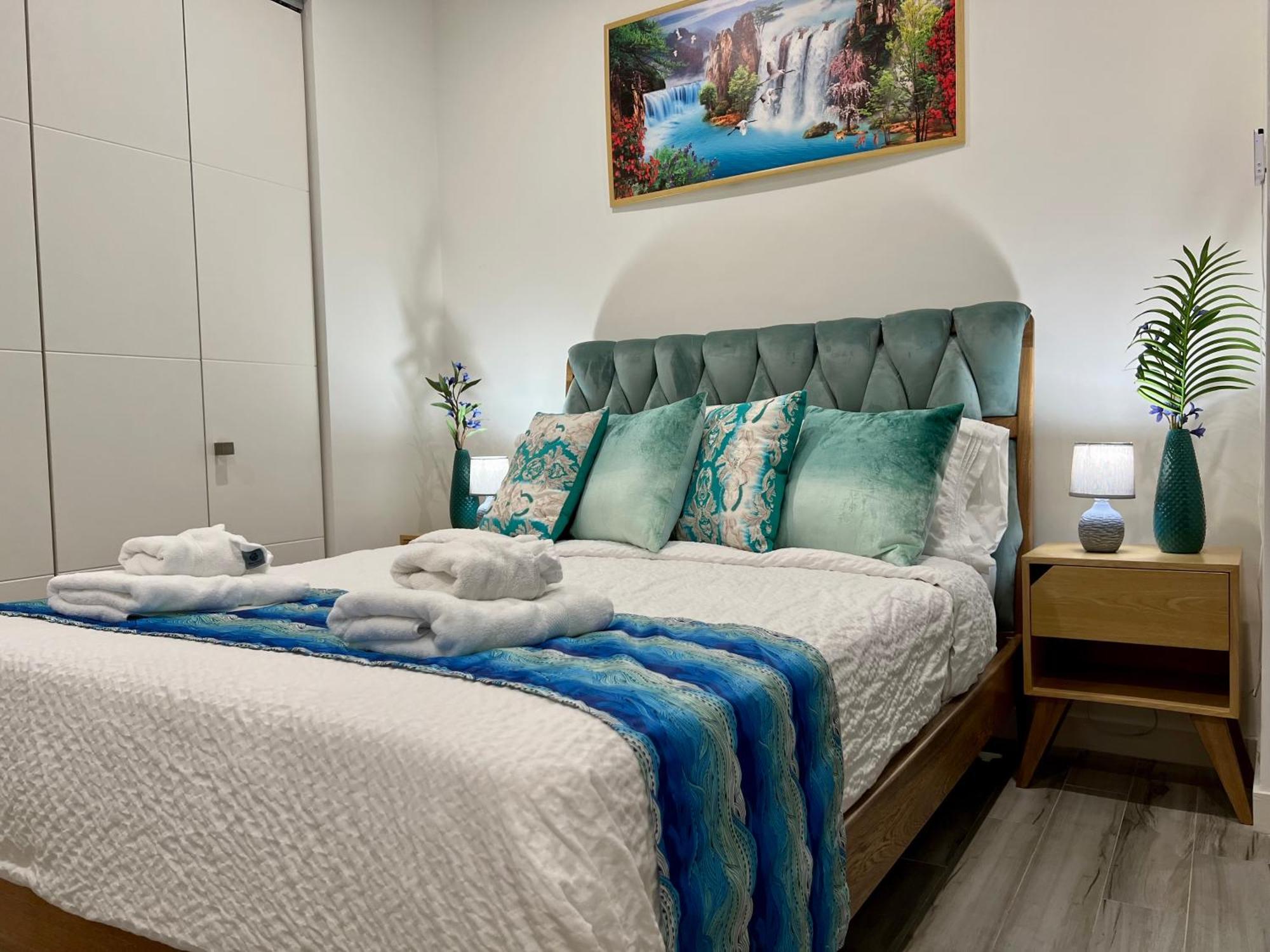 The Cove - Condo Hotel - Palm Beach Strip 客房 照片
