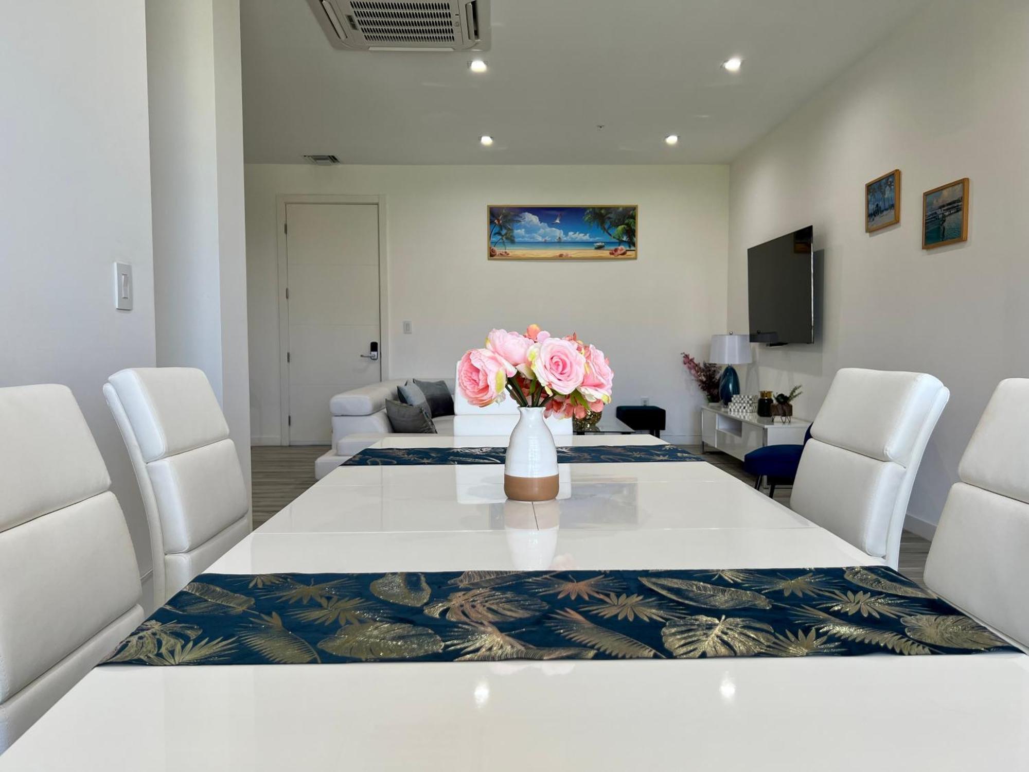 The Cove - Condo Hotel - Palm Beach Strip 客房 照片